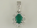 Emerald Diamonds Pendant P64103E7
