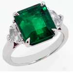 Emerald Diamonds Three Stone Ring REM535E